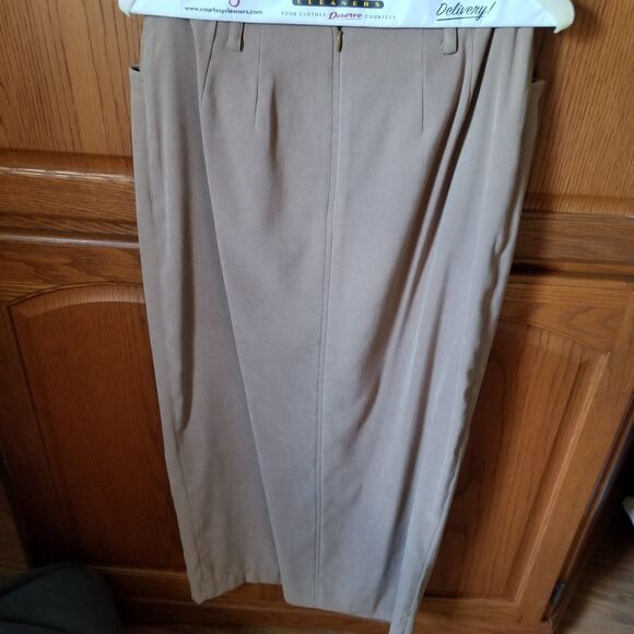 Vintage Liz Claiborne lizsport skirt size 8 beige/tan - Picture 2 of 10